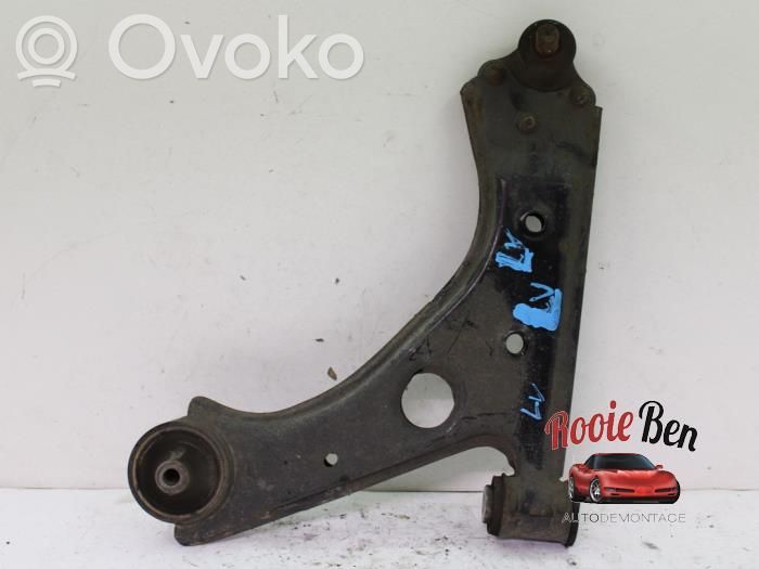 Front control arm   13426552