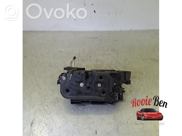 Volkswagen Golf VII Front door lock 