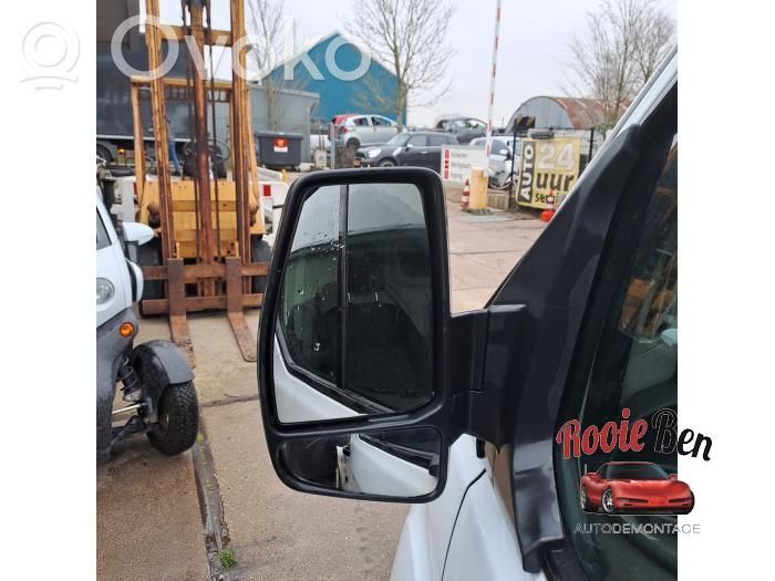 Front door electric wing mirror