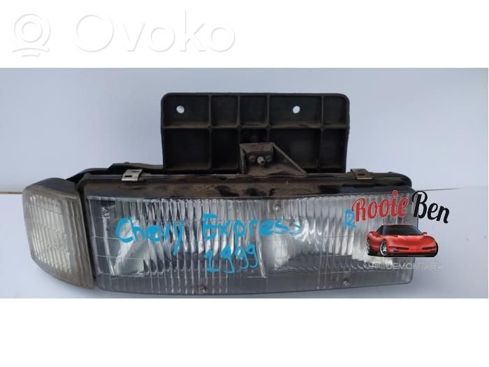 Chevrolet Express Scheinwerfer 