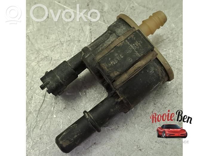 Válvula de vacío   04627694AA,P04627694AA