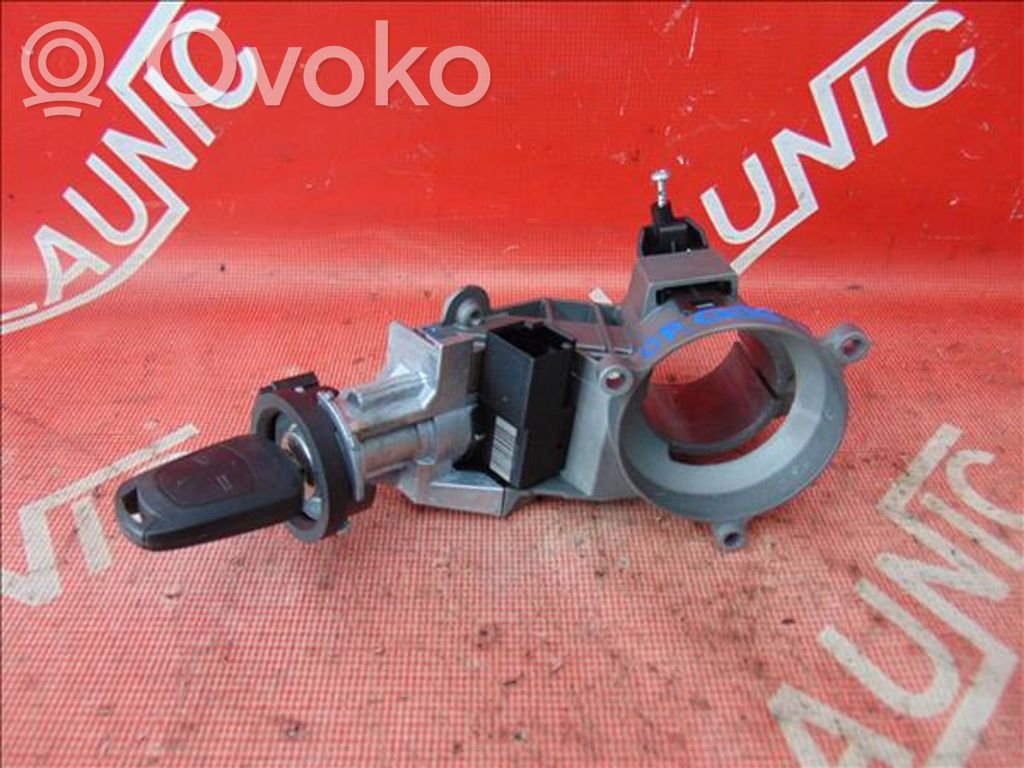 Opel Corsa D Užvedimo spynelė 