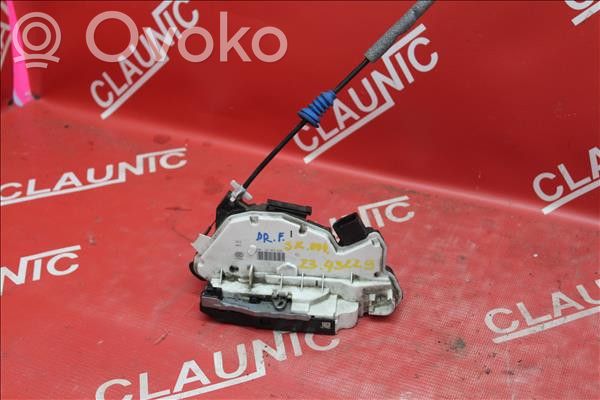 Skoda Citigo Zamek drzwi przednich 