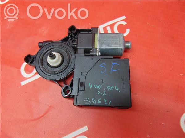 Volkswagen PASSAT B7 Silnik regulatora szyby drzwi przednich 