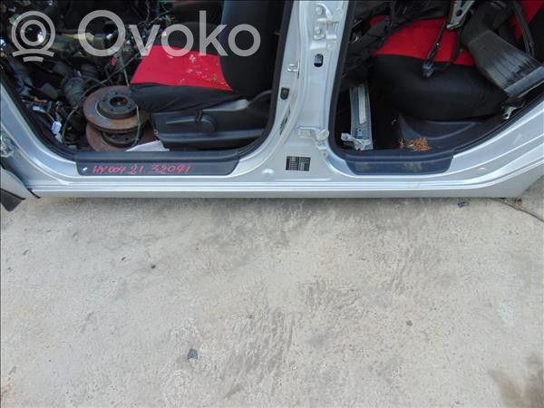 Hyundai i30 Listwa progowa przednia / nakładka 