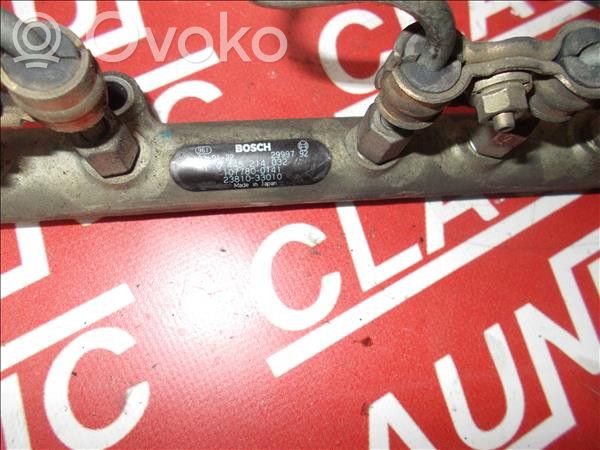 Toyota Yaris Listwa wtryskowa 
