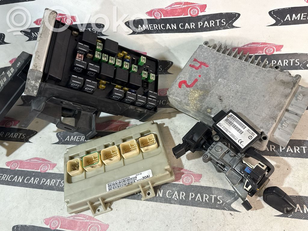 Chrysler Grand Voyager IV Juego de cerradura y set ECU del motor 