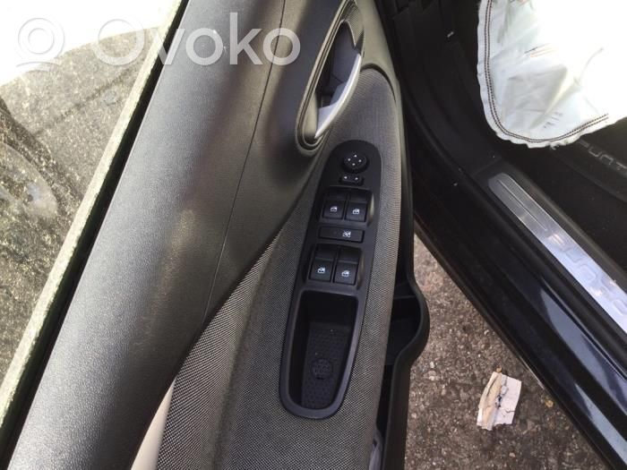 Fiat Punto (199) Electric window control switch 