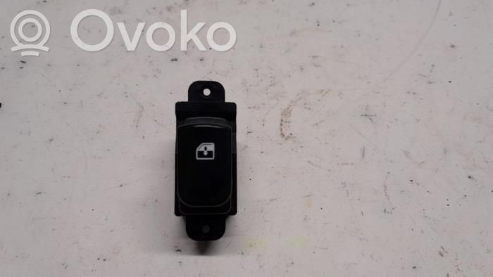 Hyundai ix20 Electric window control switch 
