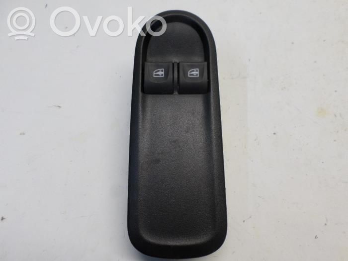 Electric window control switch   809604296R,156072940,254010747R,649030,809604296R,8482042090