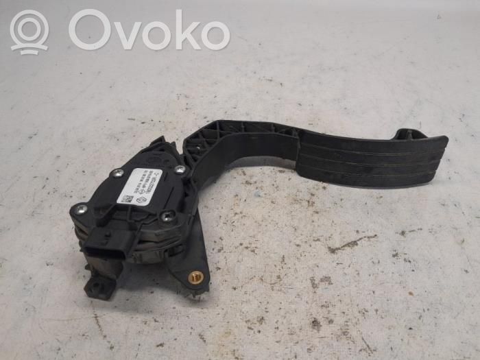 Dacia Sandero II Accelerator throttle pedal 