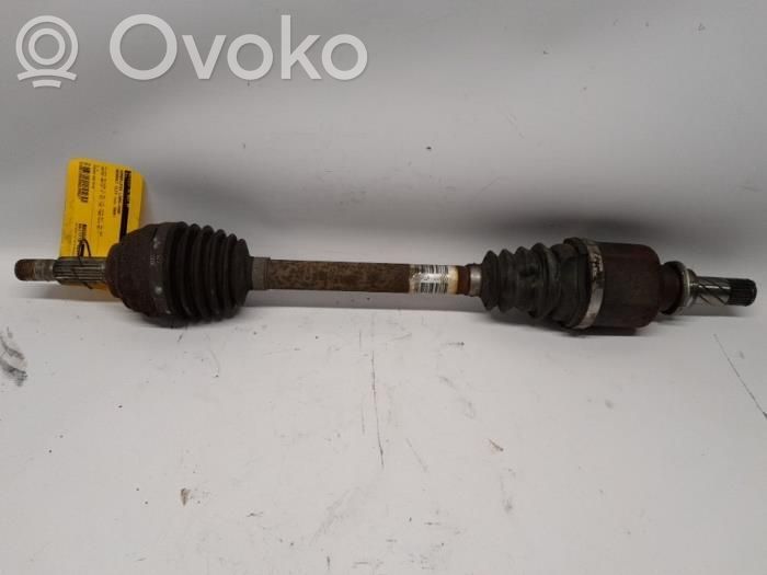 Renault Clio III Front driveshaft 