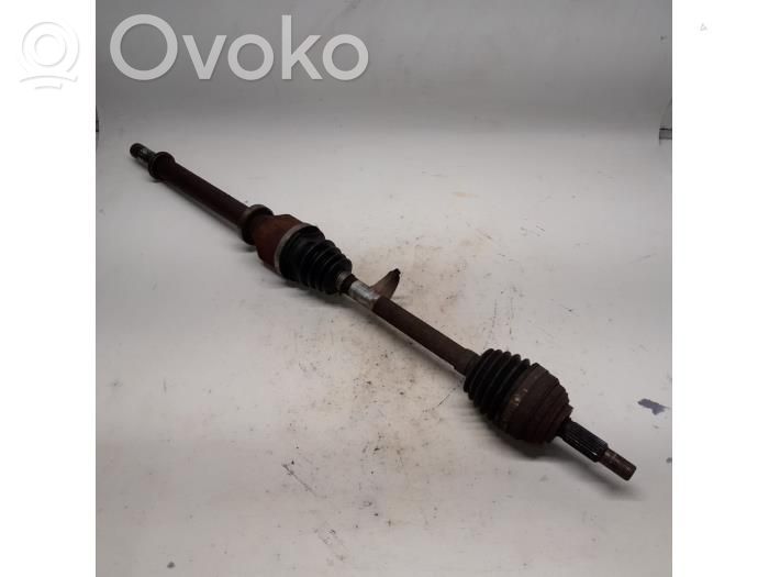 Front driveshaft   8200618111,8200358164,8200261841,391007095R,7711497417,8200261841,8200270510,8200358164,8200460992,8200618111,8201055673,95520589