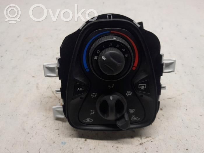 Toyota Aygo AB40 Unitate control climatizare 
