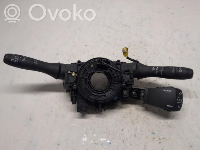 Dacia Sandero III Leva/interruttore dell’indicatore di direzione e tergicristallo 