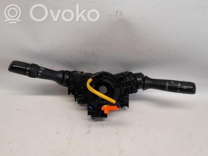 Peugeot 108 Interruptor/palanca de limpiador de luz de giro 