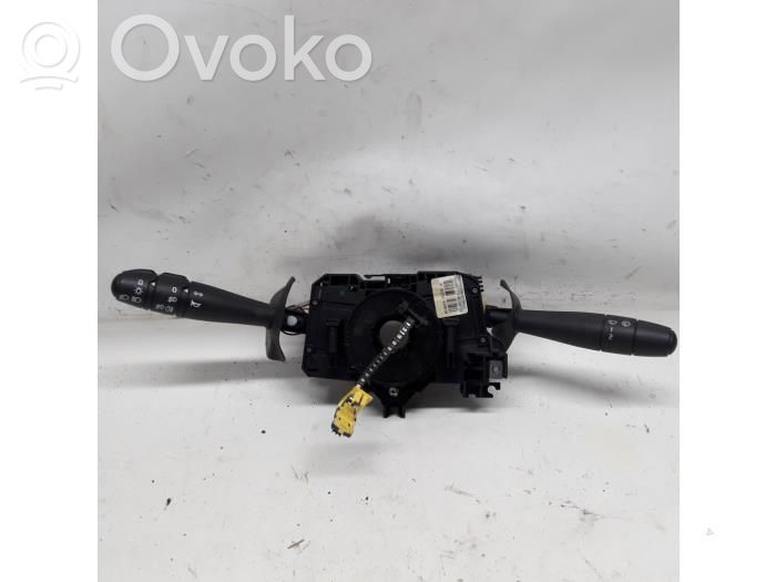 Dacia Logan I Wiper turn signal indicator stalk/switch 