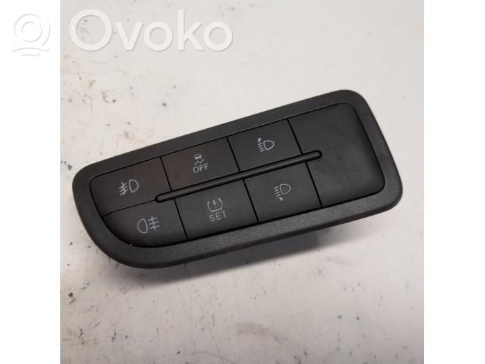 Fiat Tipo Włącznik świateł przeciwmgielnych 