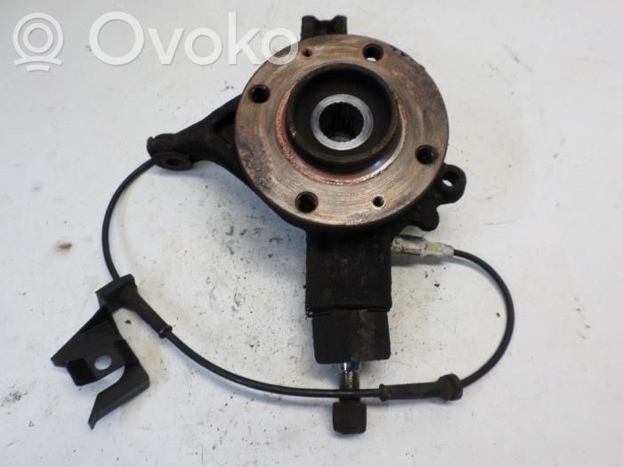Front wheel hub