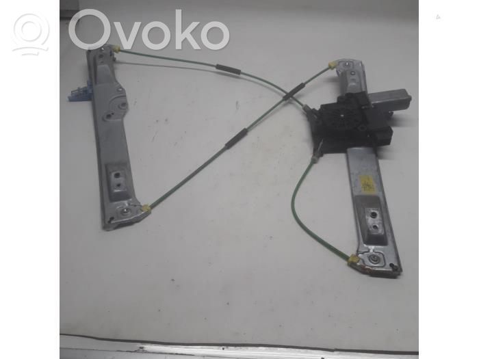 Opel Corsa D Macara ușă față cu motor 