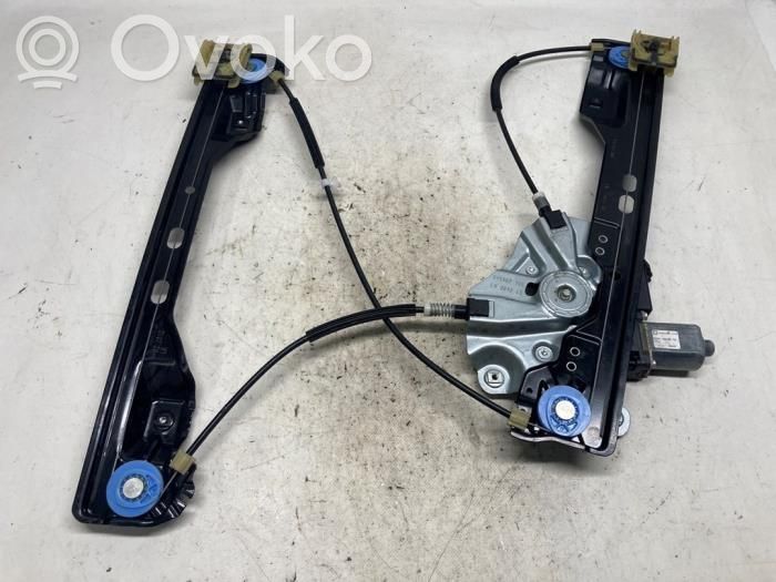 Opel Zafira C Elektryczny podnośnik szyby drzwi przednich 