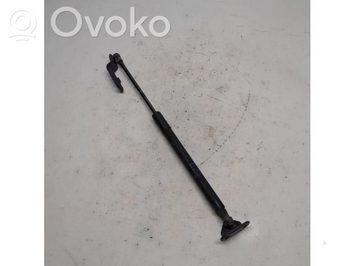 Toyota Yaris Takaluukun tuen kaasujousi 