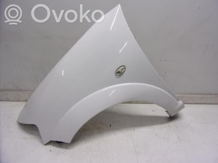 Citroen C3 Nadkole przednie 