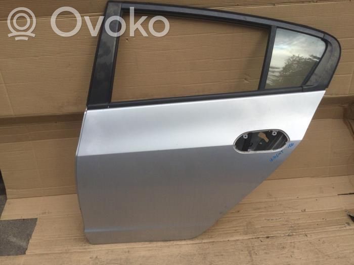 Honda Insight Galinės durys 