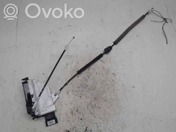 Peugeot Partner Front door lock 