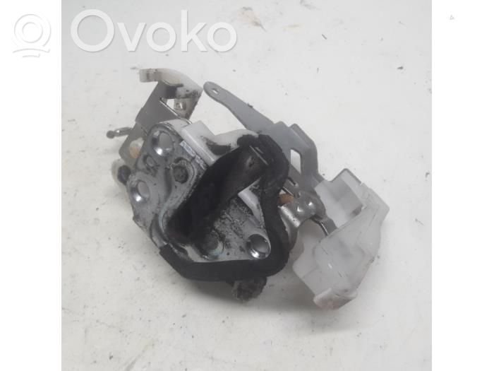 Peugeot 107 Front door lock 