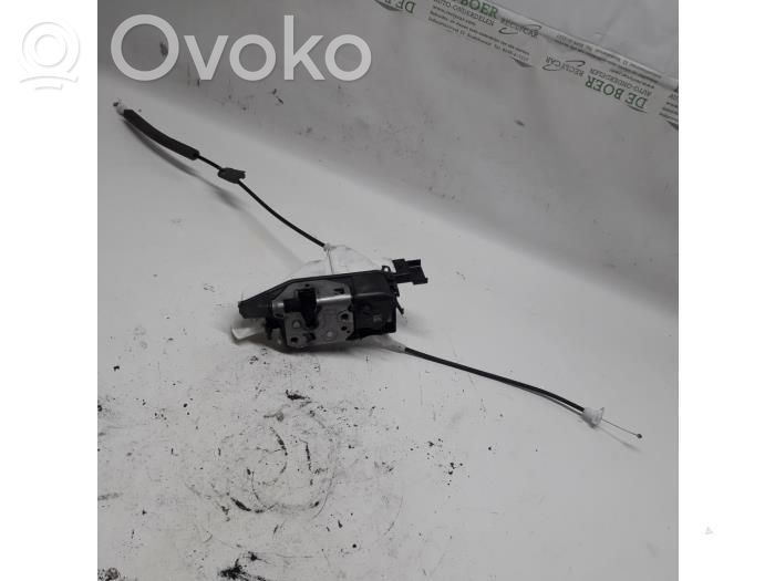 Citroen C3 Front door lock 