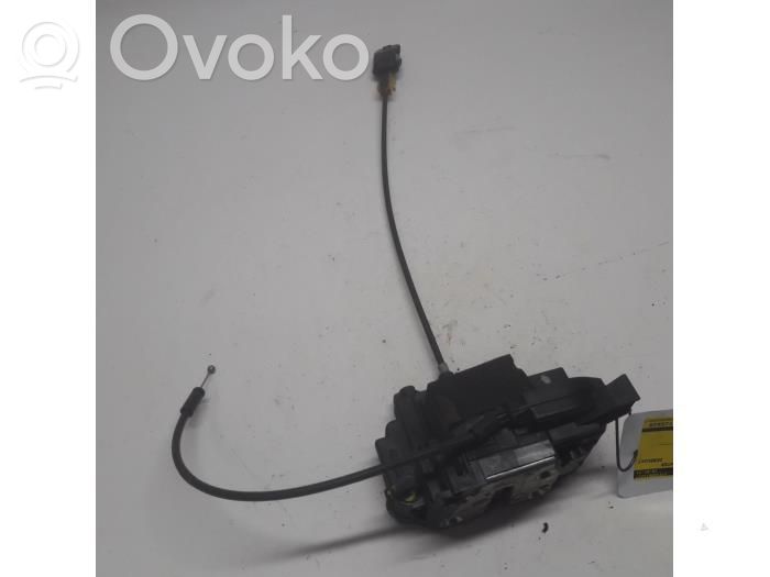 Renault Modus Aizmugurē slēdzene 