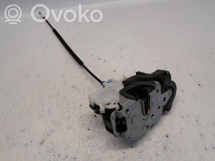 Opel Astra H Zamek drzwi przednich 