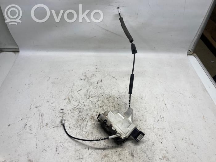 Citroen C5 Front door lock 