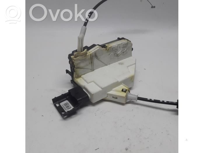 Citroen C5 Front door lock 