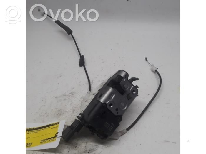 Peugeot 308 Front door lock 