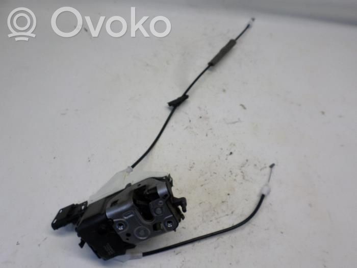 Peugeot 308 Zamek drzwi przednich 
