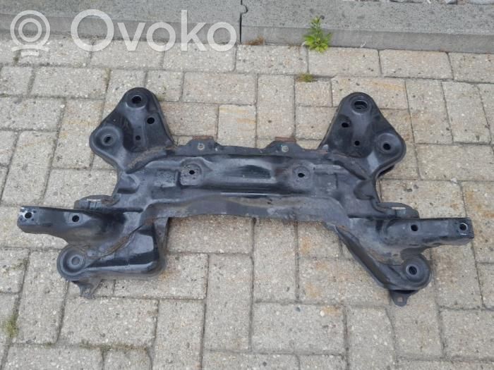 Peugeot 208 I Priekinis traversas 