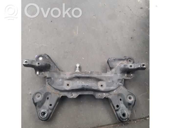 Citroen C3 Priekinis traversas 
