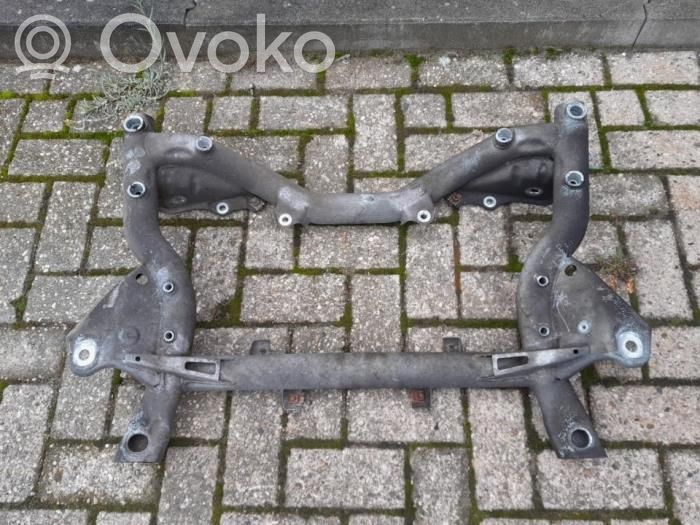 Mercedes-Benz C AMG W204 Front subframe 