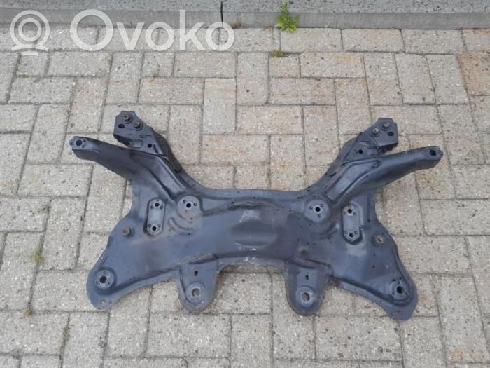Ford Ka Передняя траверса 