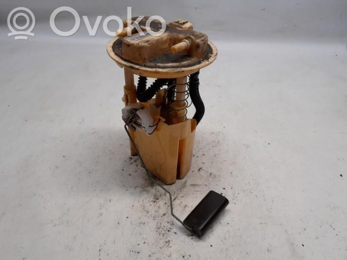 Renault Clio IV Bomba interna de combustible 
