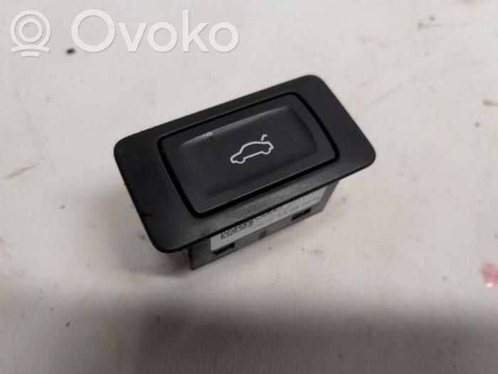 Tailgate/trunk/boot open switch   4G0959831C,10118897,00555741,10118897,11489382,4G0959831C,A2C3830330000,TA22020248