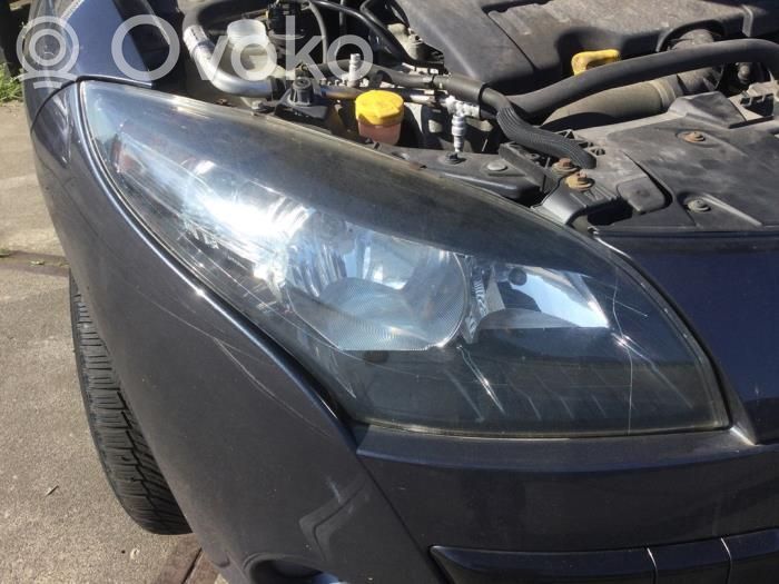 Renault Megane III Headlight/headlamp 