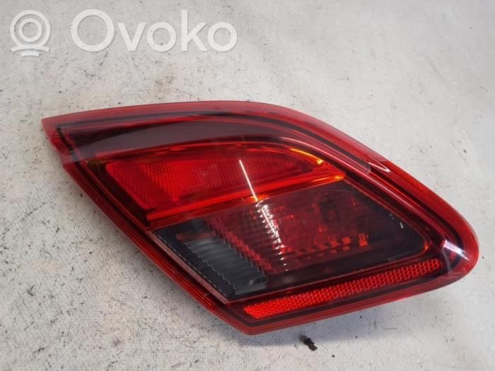 Opel Corsa E Aizmugurējais lukturis virsbūvē 