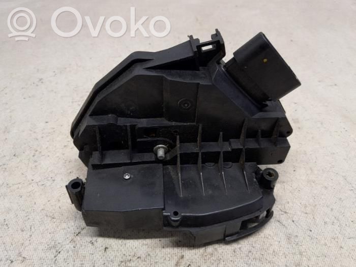 Ford Fiesta Zamek drzwi przednich 