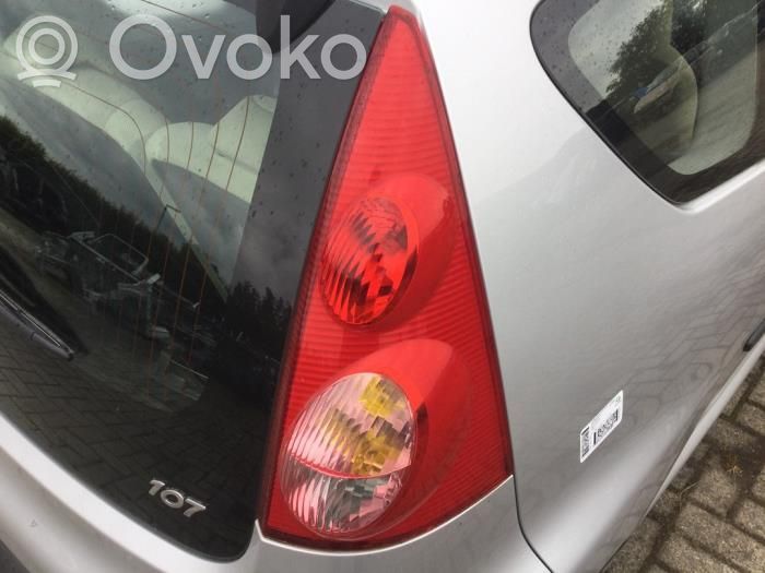 Peugeot 107 Lampa tylna 