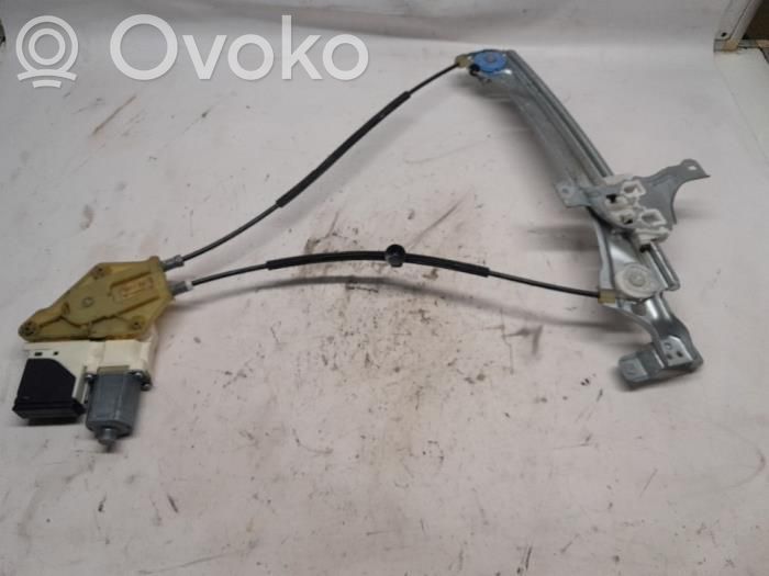 Renault Megane III Elektryczny podnośnik szyby drzwi tylnych 