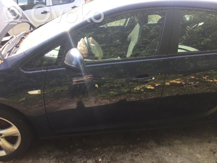 Opel Astra H Puerta delantera 