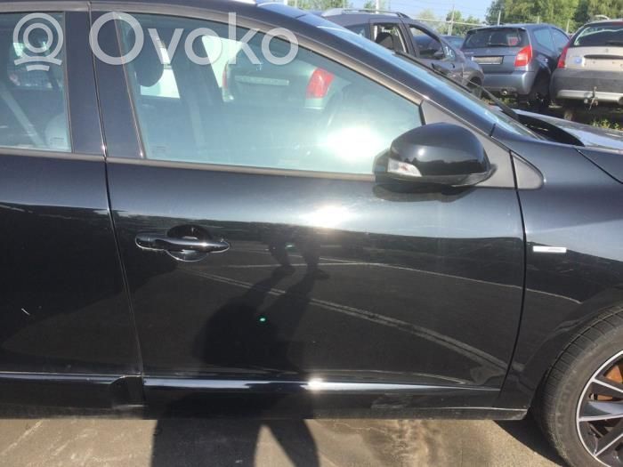 Renault Megane III Front door 